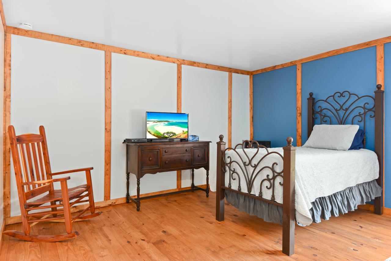 Round Top Hotel Extérieur photo