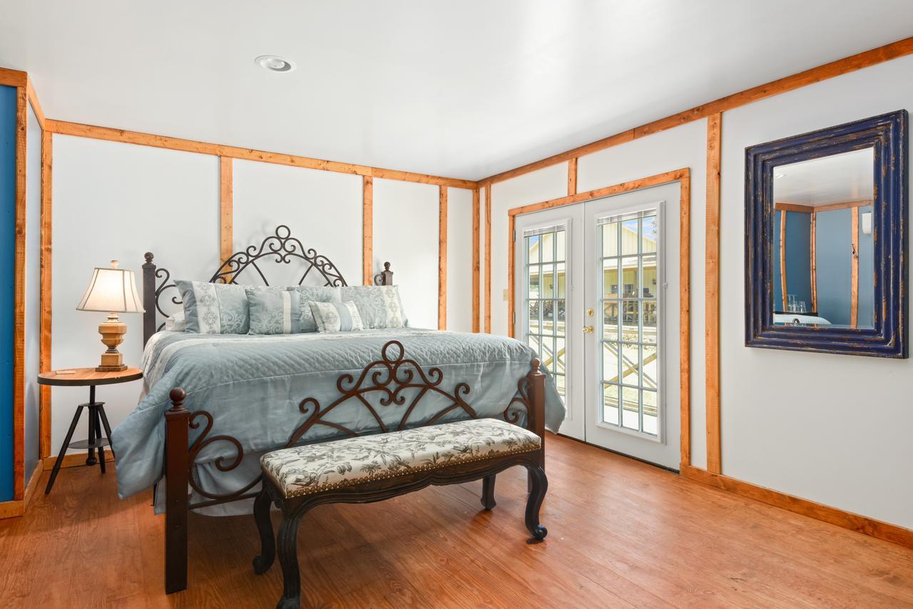 Round Top Hotel Extérieur photo