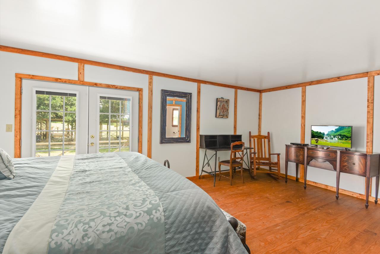 Round Top Hotel Extérieur photo